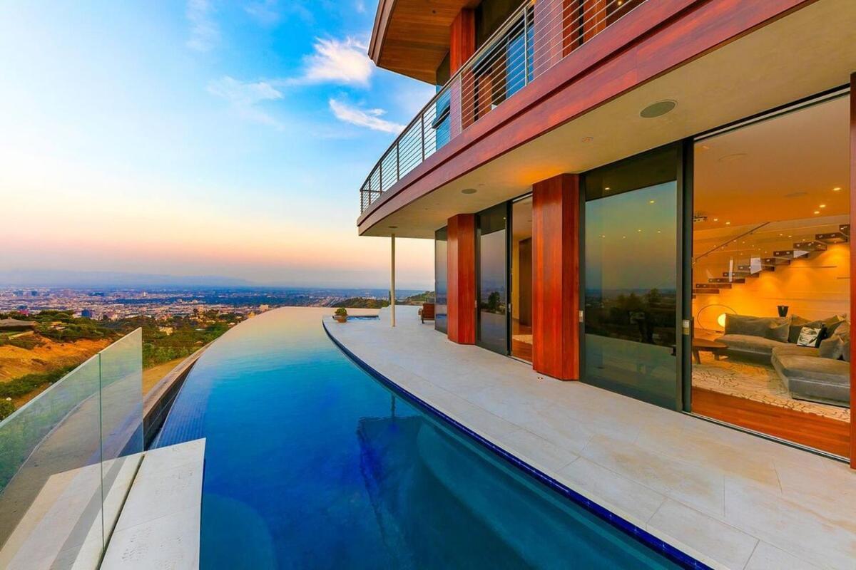 Holiday home Modern With Unmatched Skyline Views