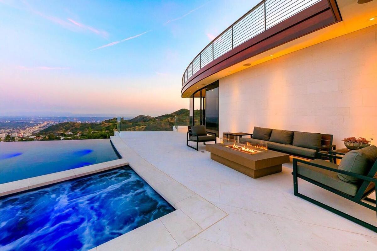 Holiday home Modern With Unmatched Skyline Views